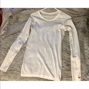 Lululemon Swiftly Tech Long Sleeve - Size 6